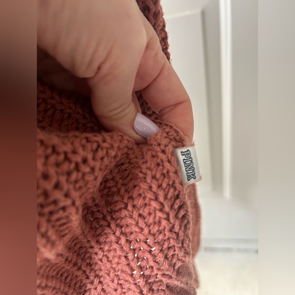 Pink Victorias Secret Oversized Chunky Sweater - Picture 3 of 6